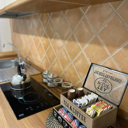 Wine & Jacuzzi בית אירוח